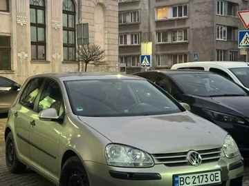 Авто Volkswagen Golf 2004 № 8535927