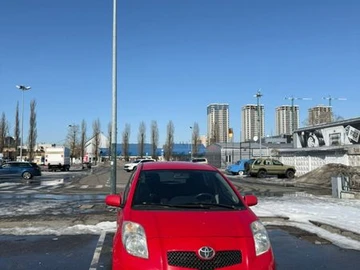Авто Toyota Yaris 2006 № 8535933