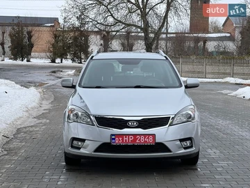 Авто KIA Ceed 2010 № 8536101