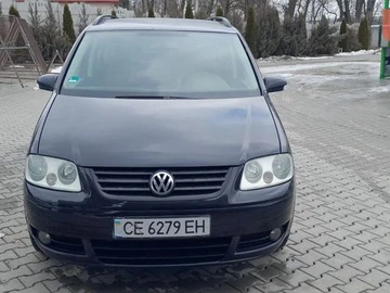 Авто Volkswagen Touran 2005 № 8536103