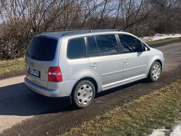 Авто Volkswagen Touran 2005 № 8536127