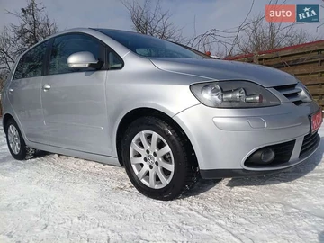 Авто Volkswagen Golf Plus 2006 № 8536146