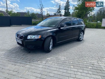 Авто Volvo V50 2011 № 8536238