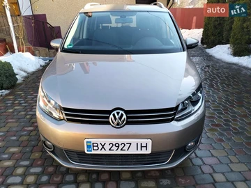 Авто Volkswagen Touran 2011 № 8536329