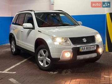 Авто Suzuki Grand Vitara 2011 № 8536342
