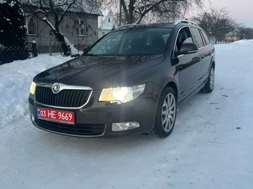 Авто Skoda Superb 2010 № 8536376