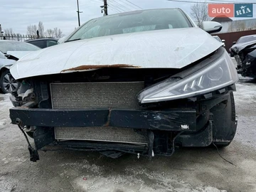 Авто Hyundai Elantra 2018 № 8536849