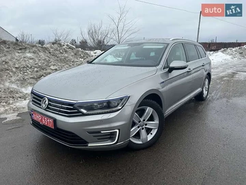 Авто Volkswagen Passat 2017 № 8536886
