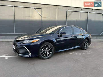 Авто Toyota Camry 2021 № 8536900