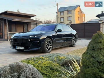 Авто BMW I7 2023 № 8537024
