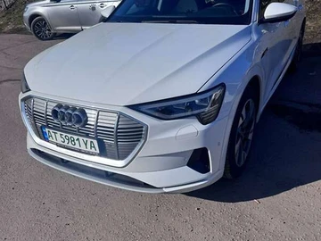 Авто Audi E-Tron 2022 № 8537286