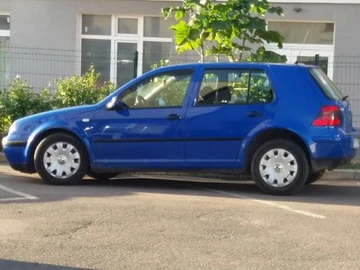 Авто Volkswagen Golf 2001 № 8537303