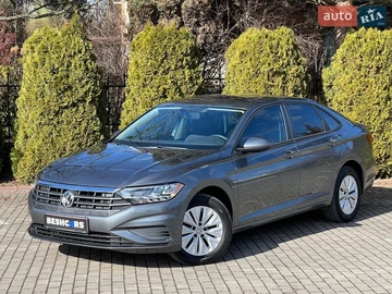 Авто Volkswagen Jetta 2019 № 8537523