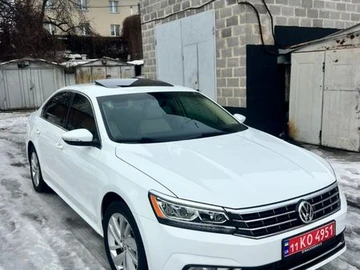 Авто Volkswagen Passat 2018 № 8537545