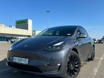Авто Tesla Model Y 2023 № 8537557