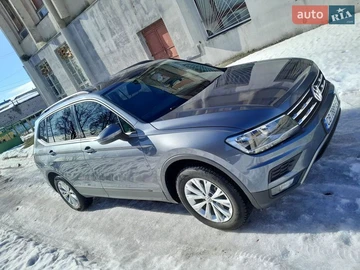 Авто Volkswagen Tiguan 2019 № 8538002
