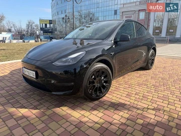 Авто Tesla Model Y 2023 № 8538034