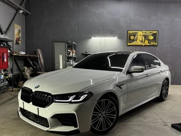 Авто BMW 5 Series 2018 № 8538043