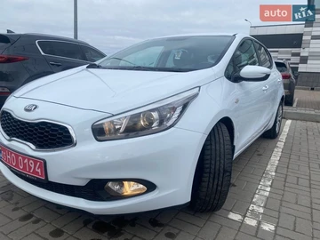 Авто KIA Ceed 2013 № 8538328