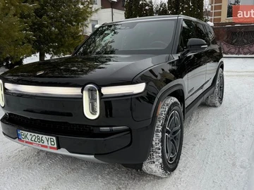 Авто Rivian R1S 2025 № 8538836