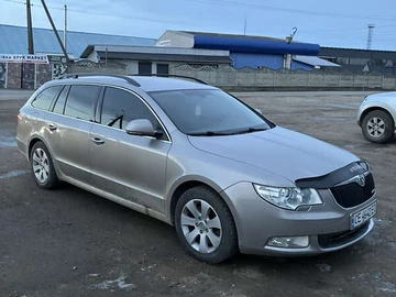 Авто Skoda Superb 2012 № 8539160