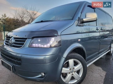 Авто Volkswagen Transporter 2009 № 8539351