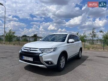 Авто Mitsubishi Outlander 2016 № 8539397