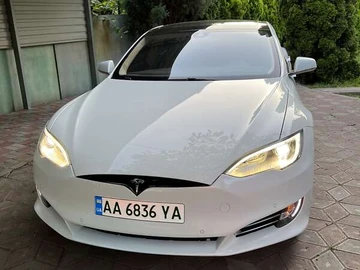Авто Tesla Model S 2015 № 8539427