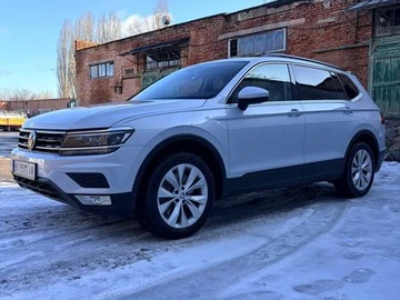Авто Volkswagen Tiguan 2018 № 8539591