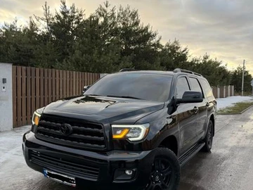 Авто Toyota Sequoia 2017 № 8539637