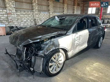 Авто Volkswagen Touareg 2011 № 8539716