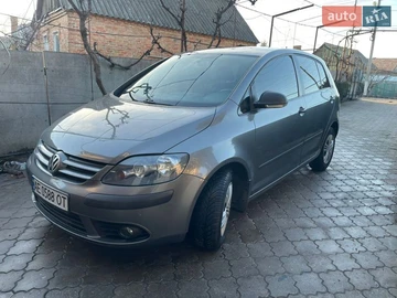 Авто Volkswagen Golf Plus 2009 № 8539916