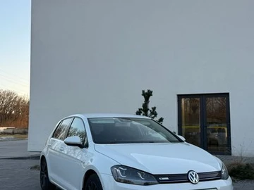 Авто Volkswagen E-Golf 2014 № 8539950