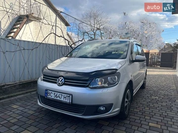 Авто Volkswagen Touran 2011 № 8540134