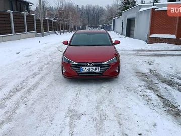Авто Hyundai Elantra 2019 № 8541229