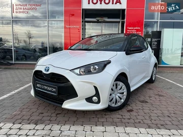 Авто Toyota Yaris 2021 № 8541271