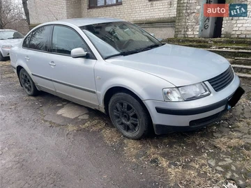 Авто Volkswagen Passat 2000 № 8541465