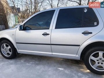 Авто Volkswagen Golf 2002 № 8541491