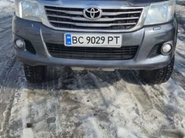 Авто Toyota Hilux 2013 № 8541752