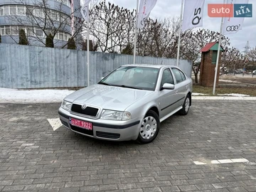 Авто Skoda Octavia 2004 № 8542001
