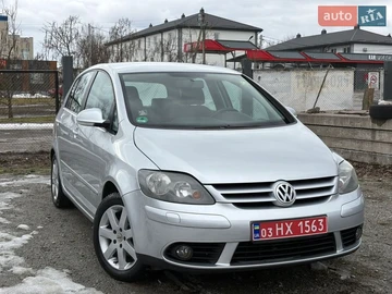 Авто Volkswagen Golf Plus 2007 № 8542007