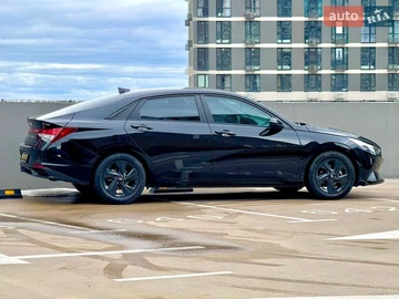 Авто Hyundai Elantra 2022 № 8542266