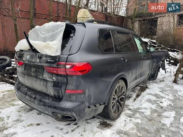 Авто BMW X7 2022 № 8542281