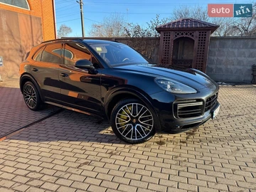 Авто Porsche Cayenne 2019 № 8543317