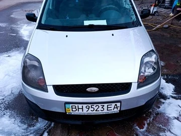Авто Ford Fiesta 2007 № 8543524