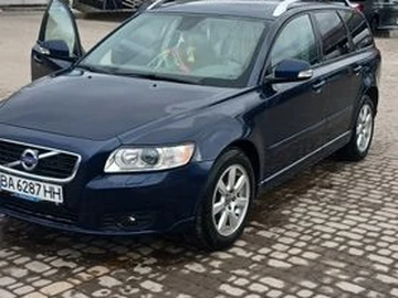 Авто Volvo V50 2012 № 8543633