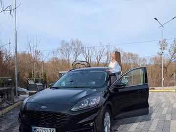 Авто Ford Escape 2020 № 8544032