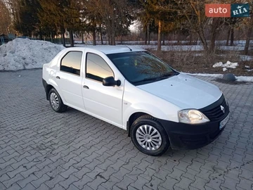 Авто Renault Logan 2009 № 8544169