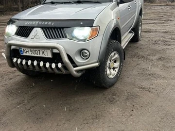 Авто Mitsubishi L 200 2008 № 8544464