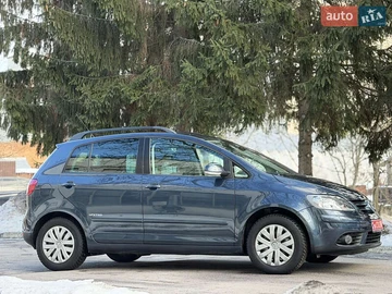 Авто Volkswagen Golf Plus 2008 № 8544654